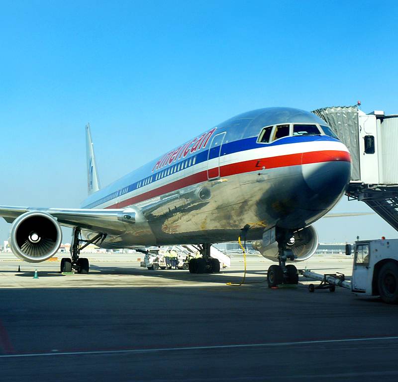 N390AA - Boeing