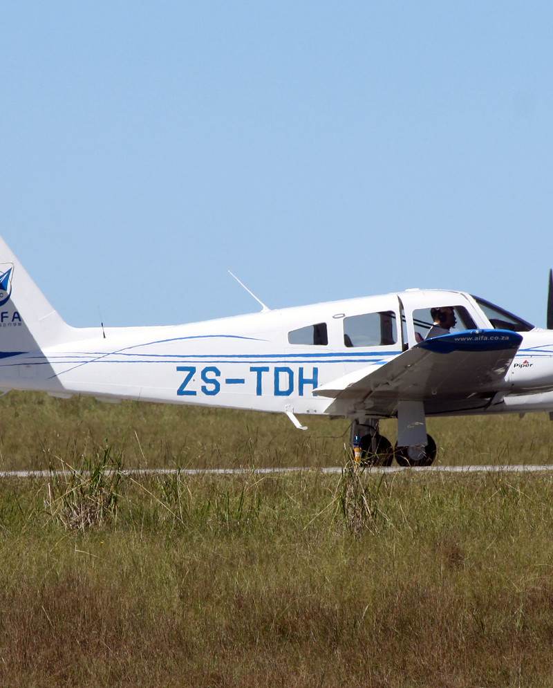 ZS-TDH - Piper