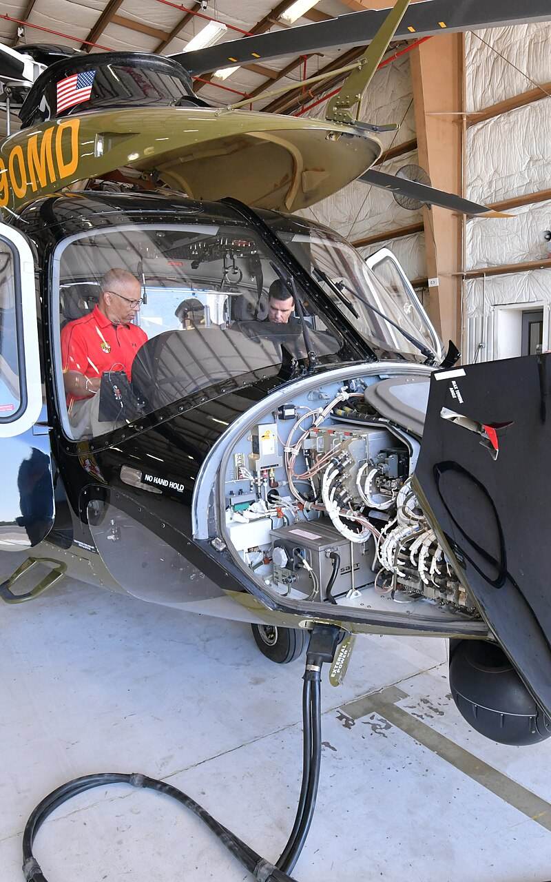 N390MD - Helicopter