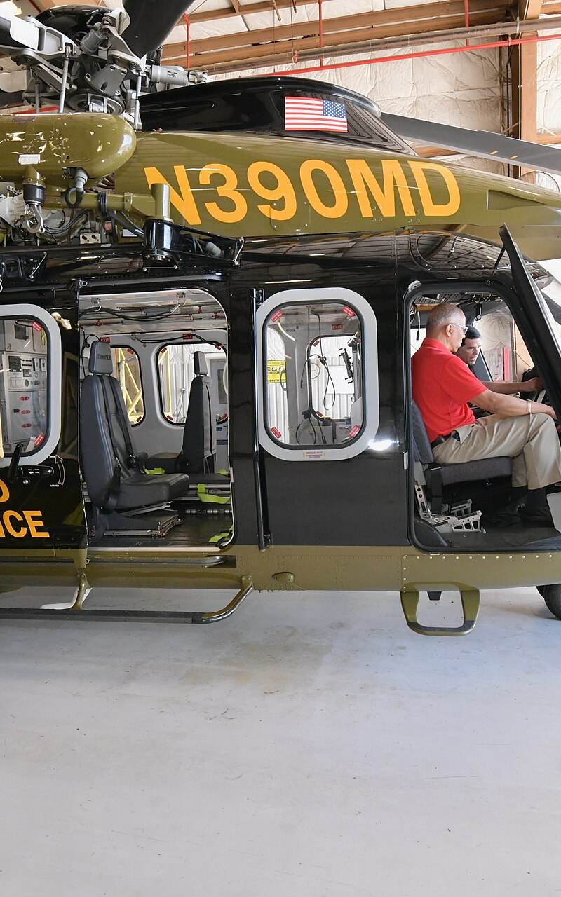 N390MD - Helicopter