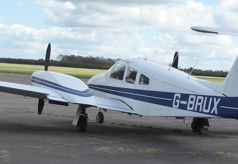 G-BRUX - Piper