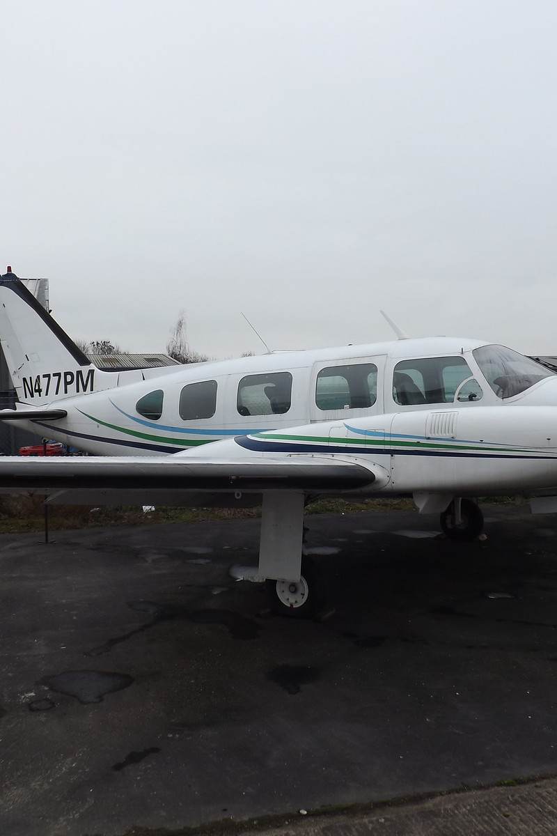 N477PM - Twin-engine aircraft