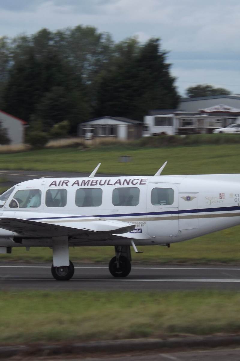 G-VIPX - Twin-engine aircraft