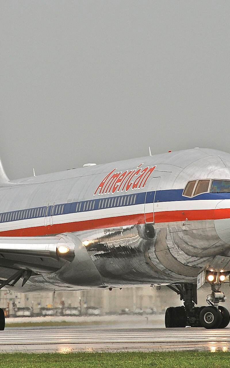 N393AN - Boeing