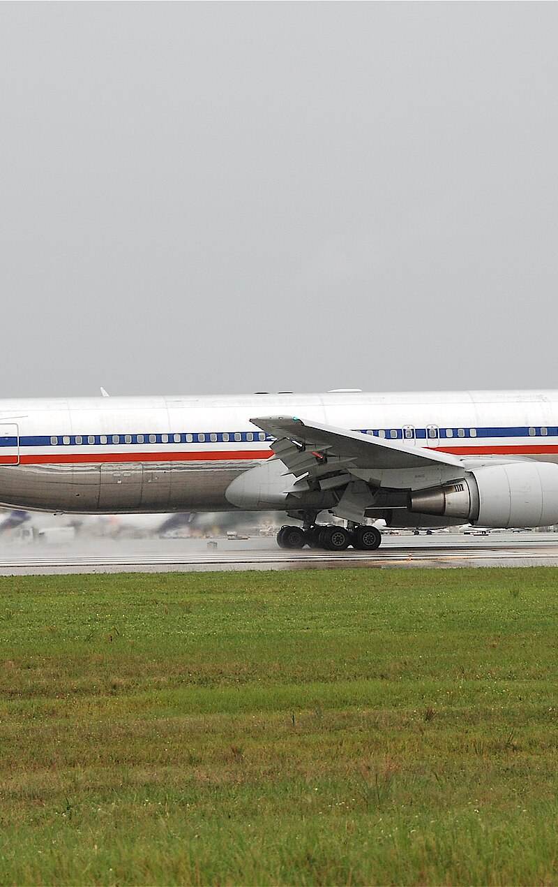 N393AN - Boeing