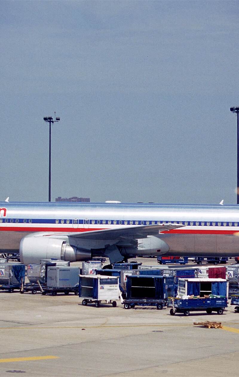 N394AN - Boeing