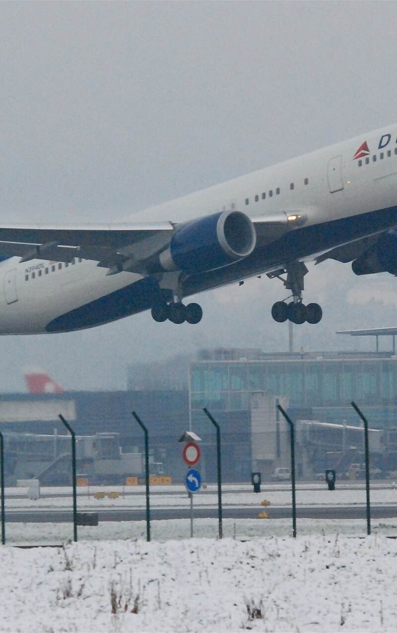 N394DL - Boeing