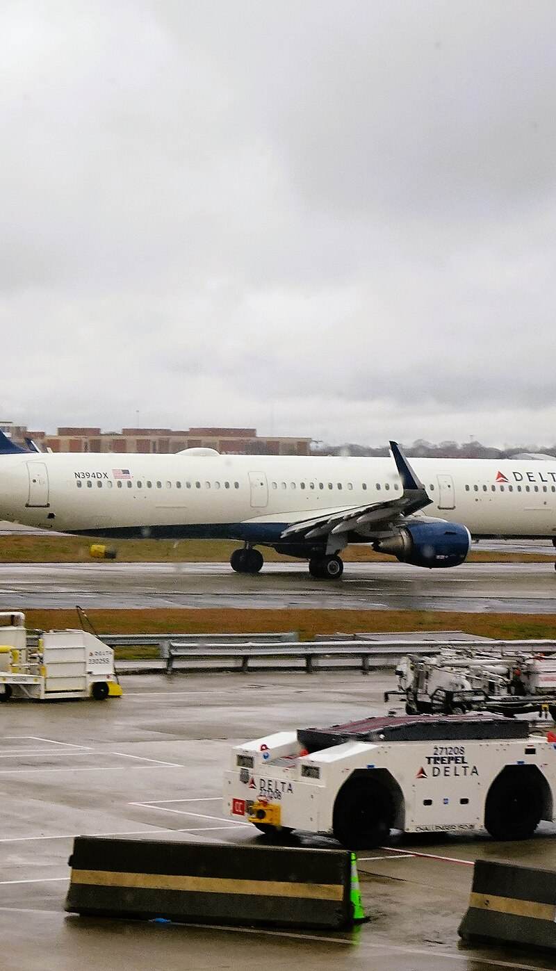 N394DX - Airbus
