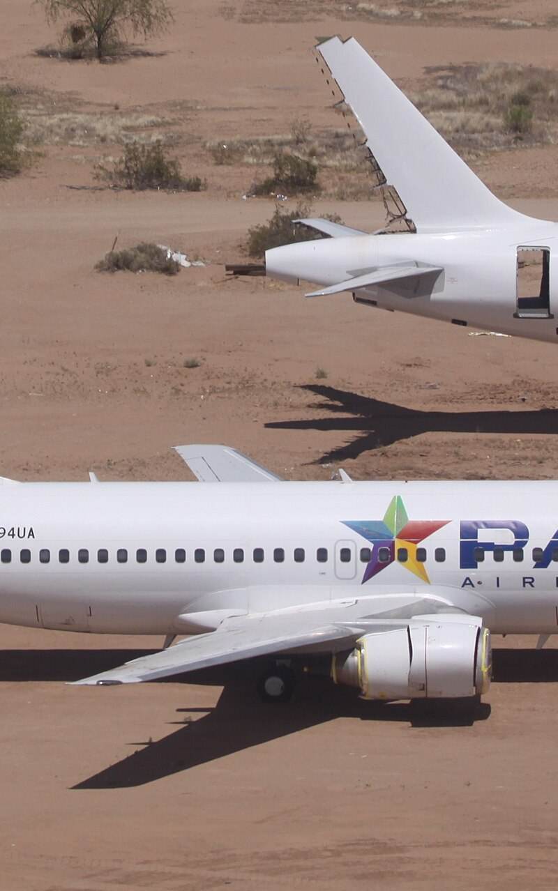 N394UA - Boeing