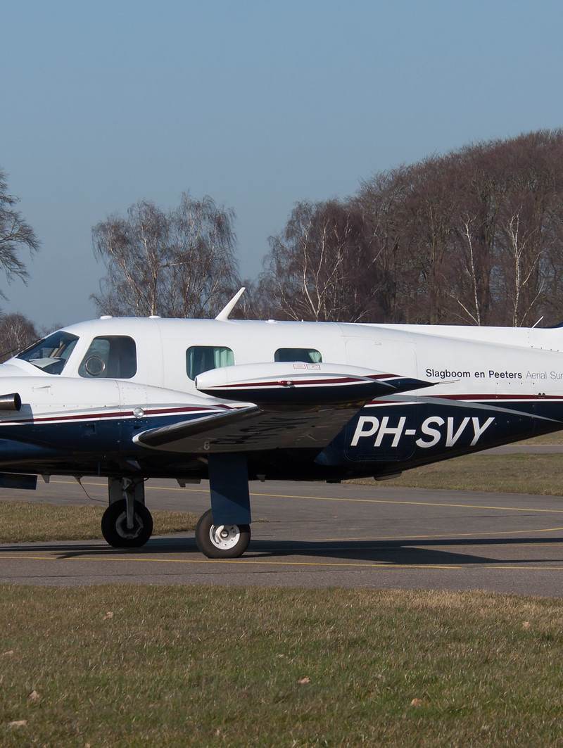 PH-SVY - Twin-engine aircraft