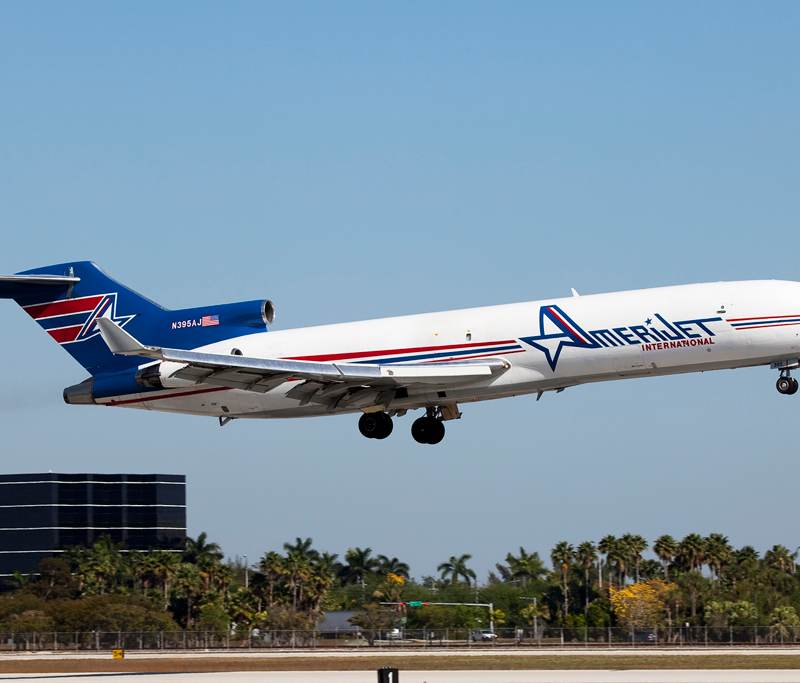 N395AJ - Boeing