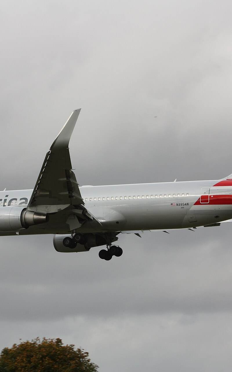N395AN - Boeing