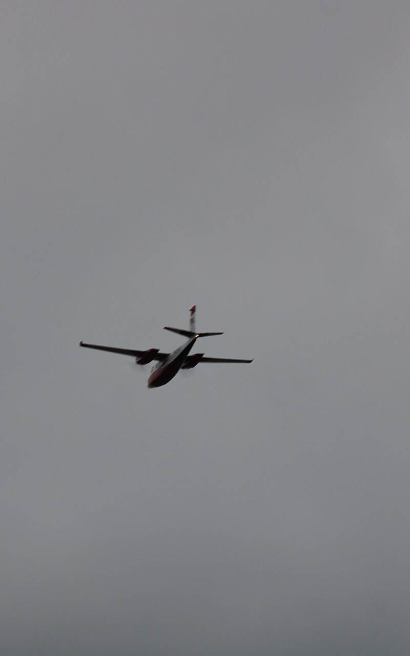 N42NZ - Twin-engine aircraft
