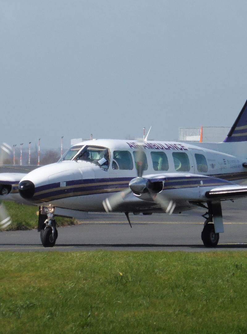 G-VIPY - Twin-engine aircraft