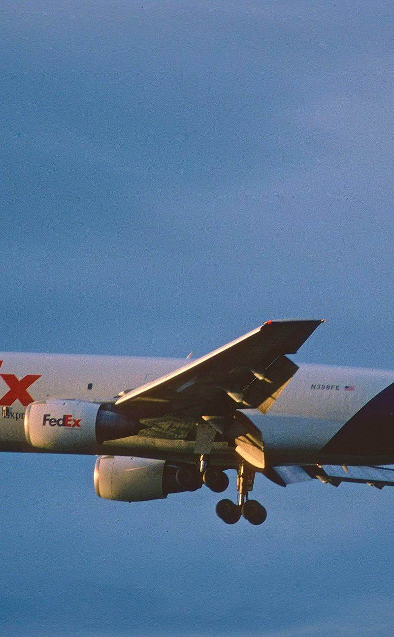 N398FE - Douglas