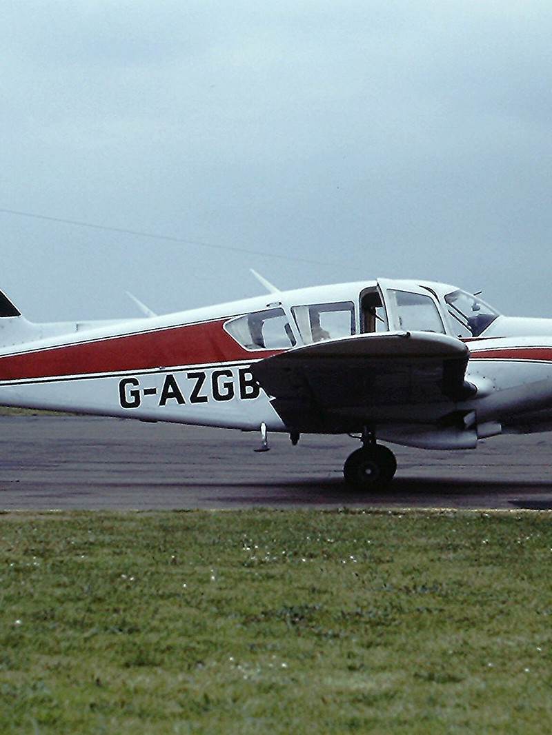 G-AZGB - Piper