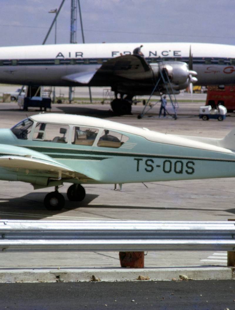 F-BHBG - Twin-engine aircraft