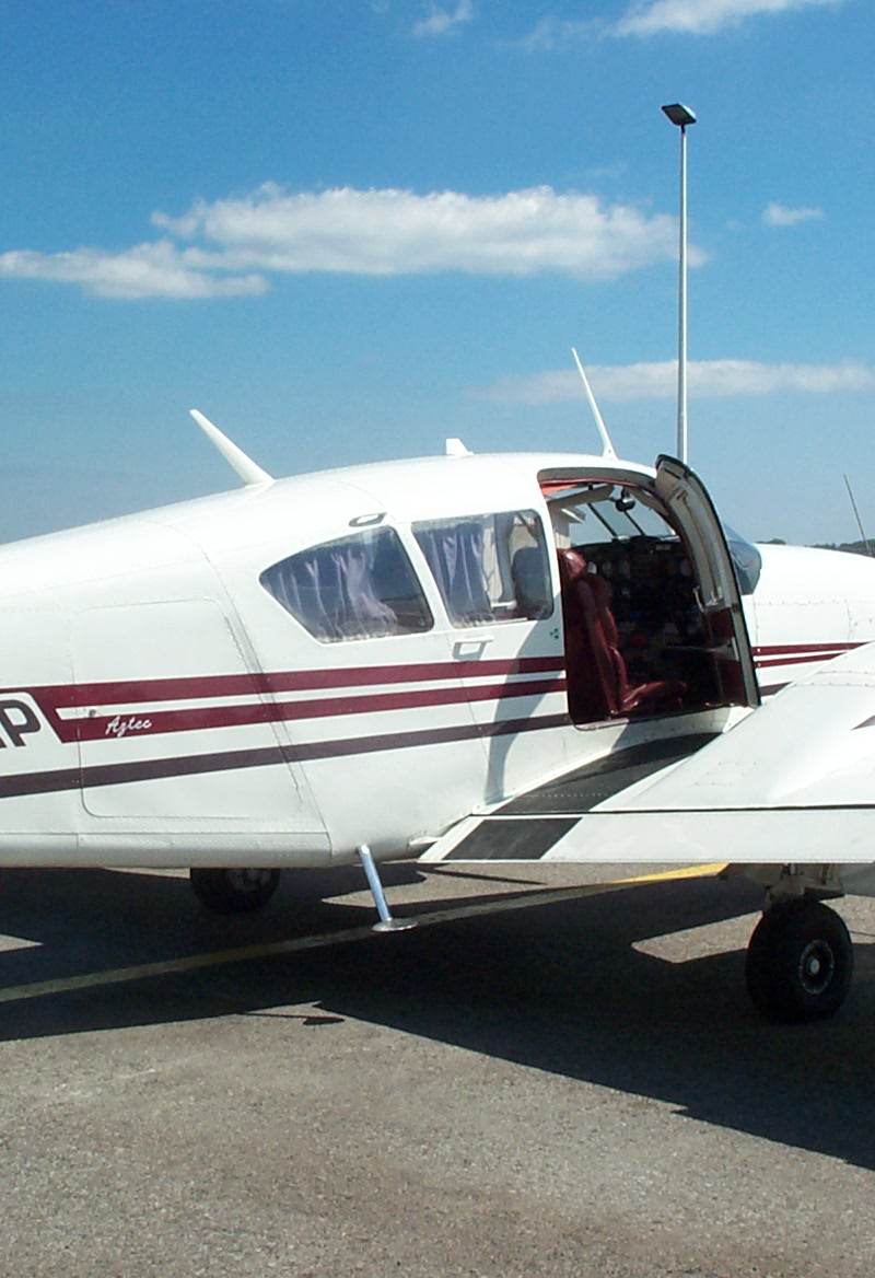 C-GXRP - Twin-engine aircraft