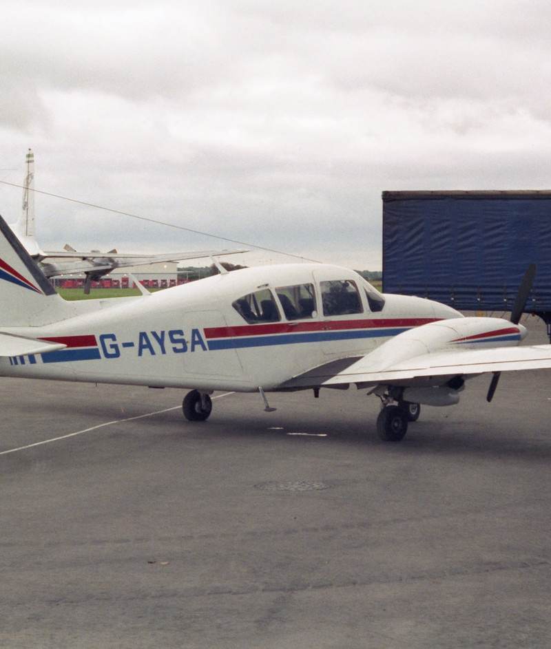 G-AYSA - Twin-engine aircraft