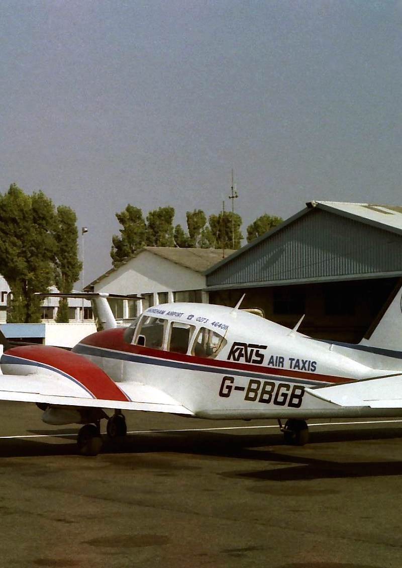 G-BBGB - Twin-engine aircraft