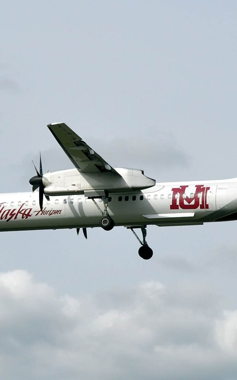 N402QX - Bombardier