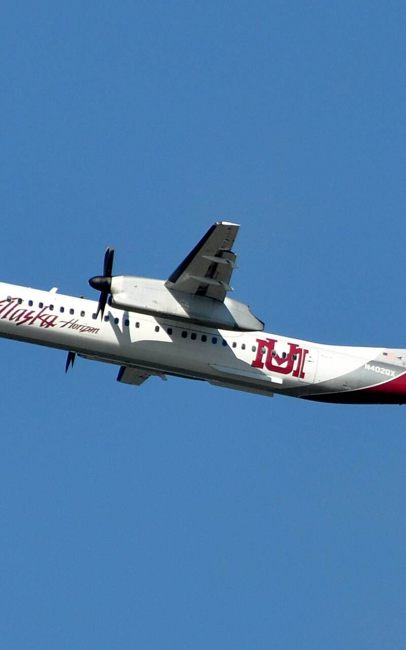 N402QX - Bombardier