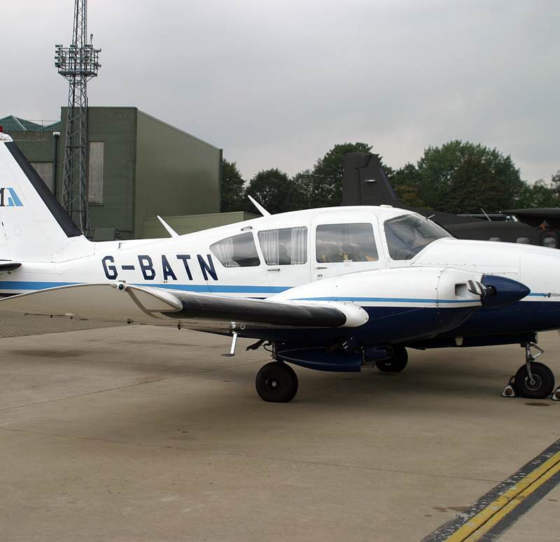G-BATN - Twin-engine aircraft