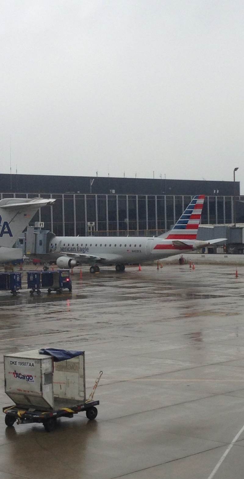 N403YX - Embraer