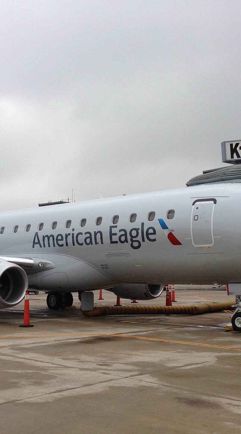 N403YX - Embraer