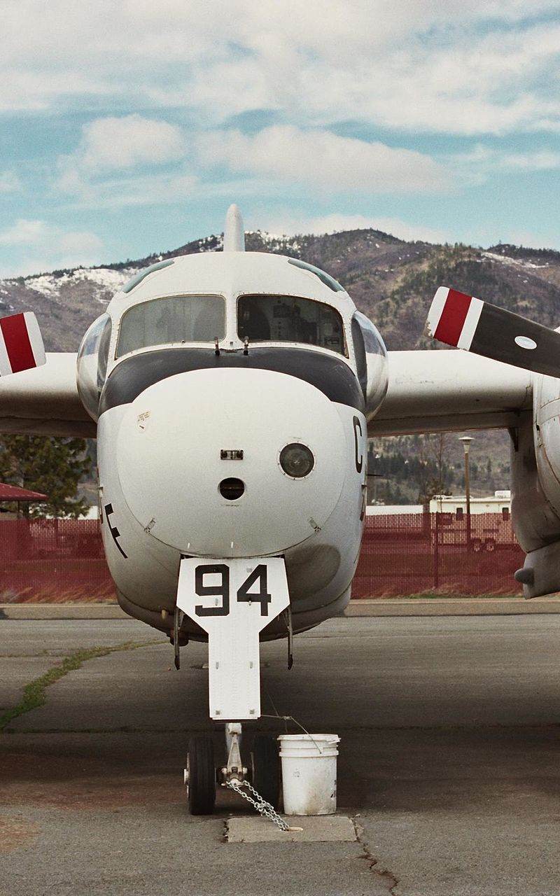 N404DF - Twin-engine aircraft