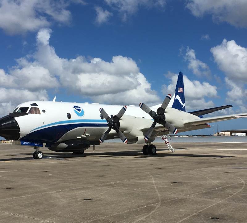 N42RF - Lockheed