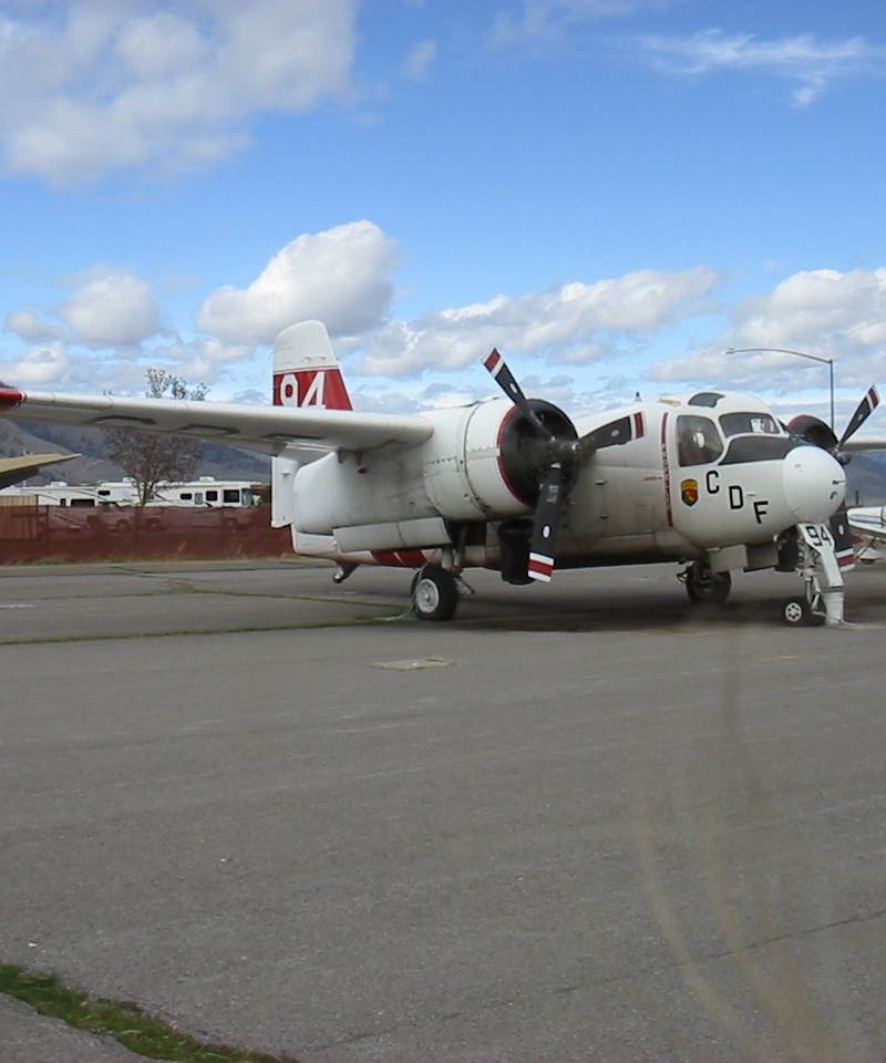 N404DF - Twin-engine aircraft