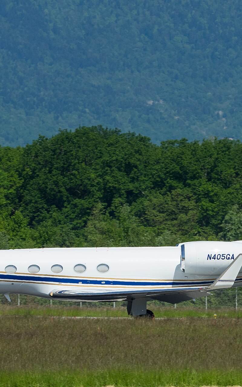 N405GA - Business jet