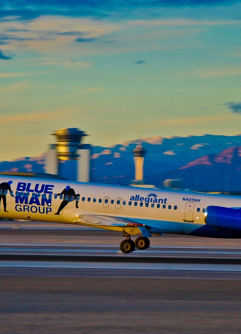 N405NV - Douglas