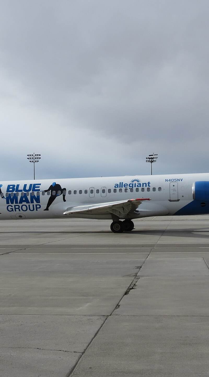 N405NV - Douglas