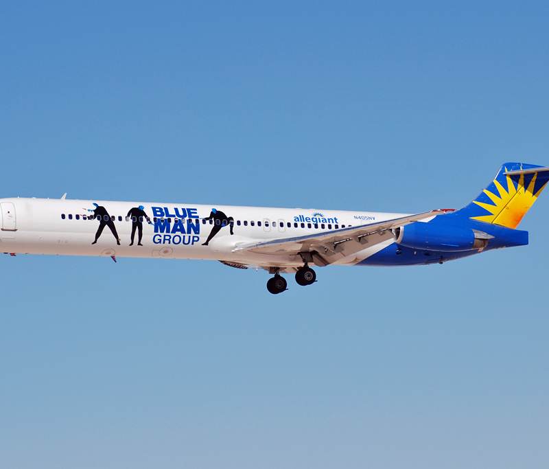 N405NV - Douglas