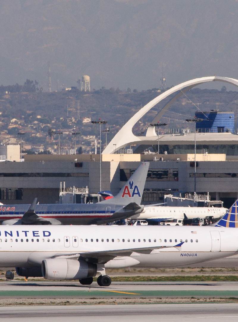 N406UA - Aircraft