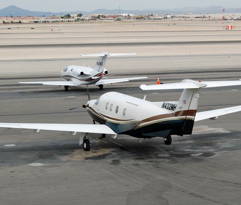 N432MH - Pilatus