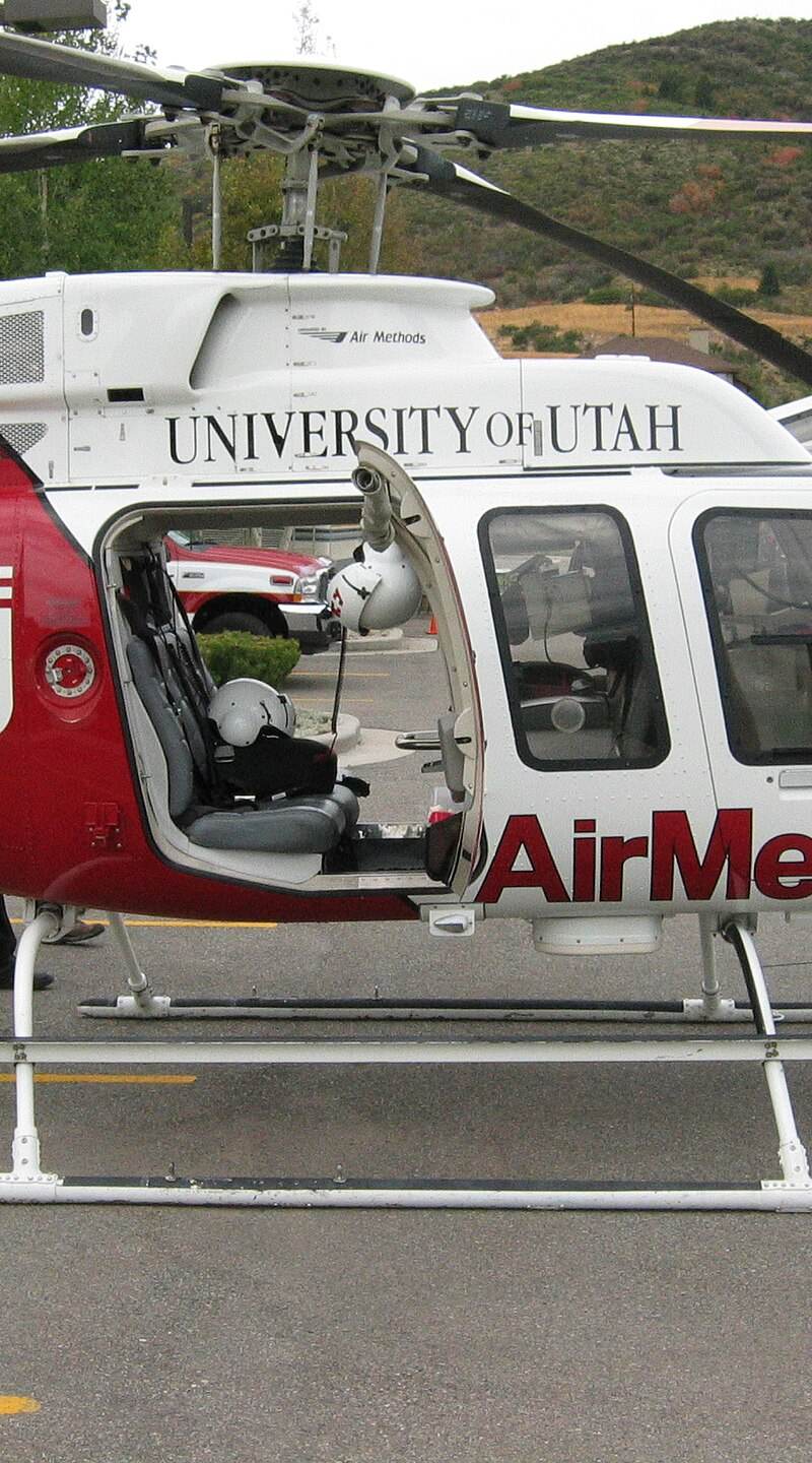 N407UH - Helicopter
