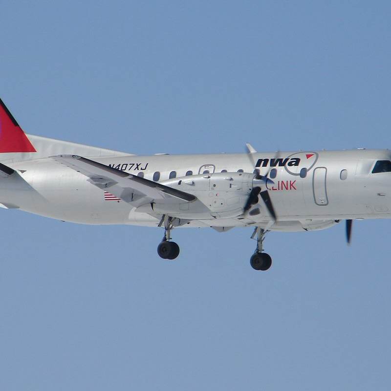 N407XJ - Twin-engine aircraft