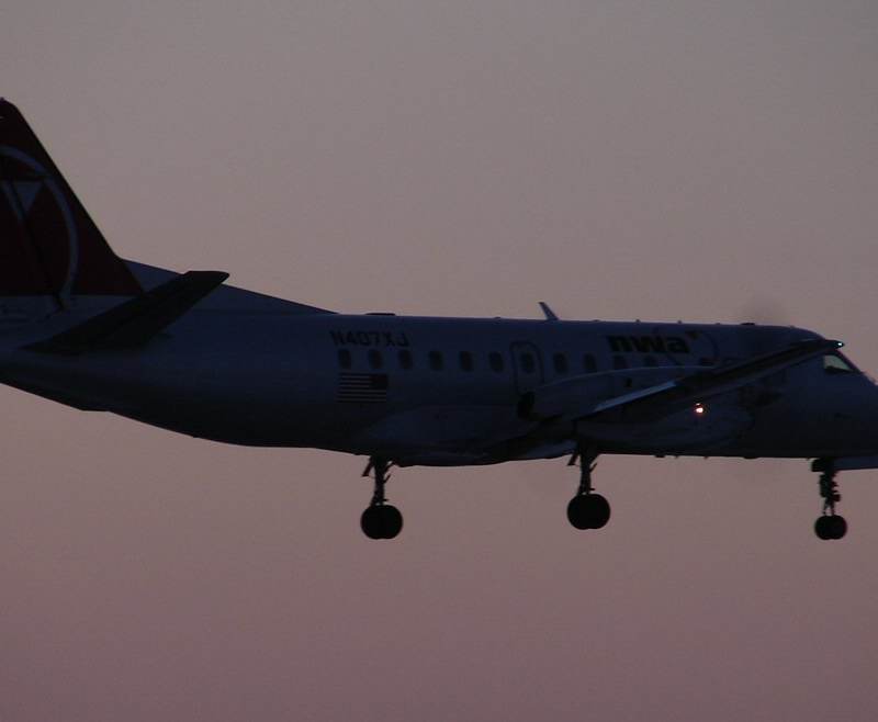 N407XJ - Twin-engine aircraft