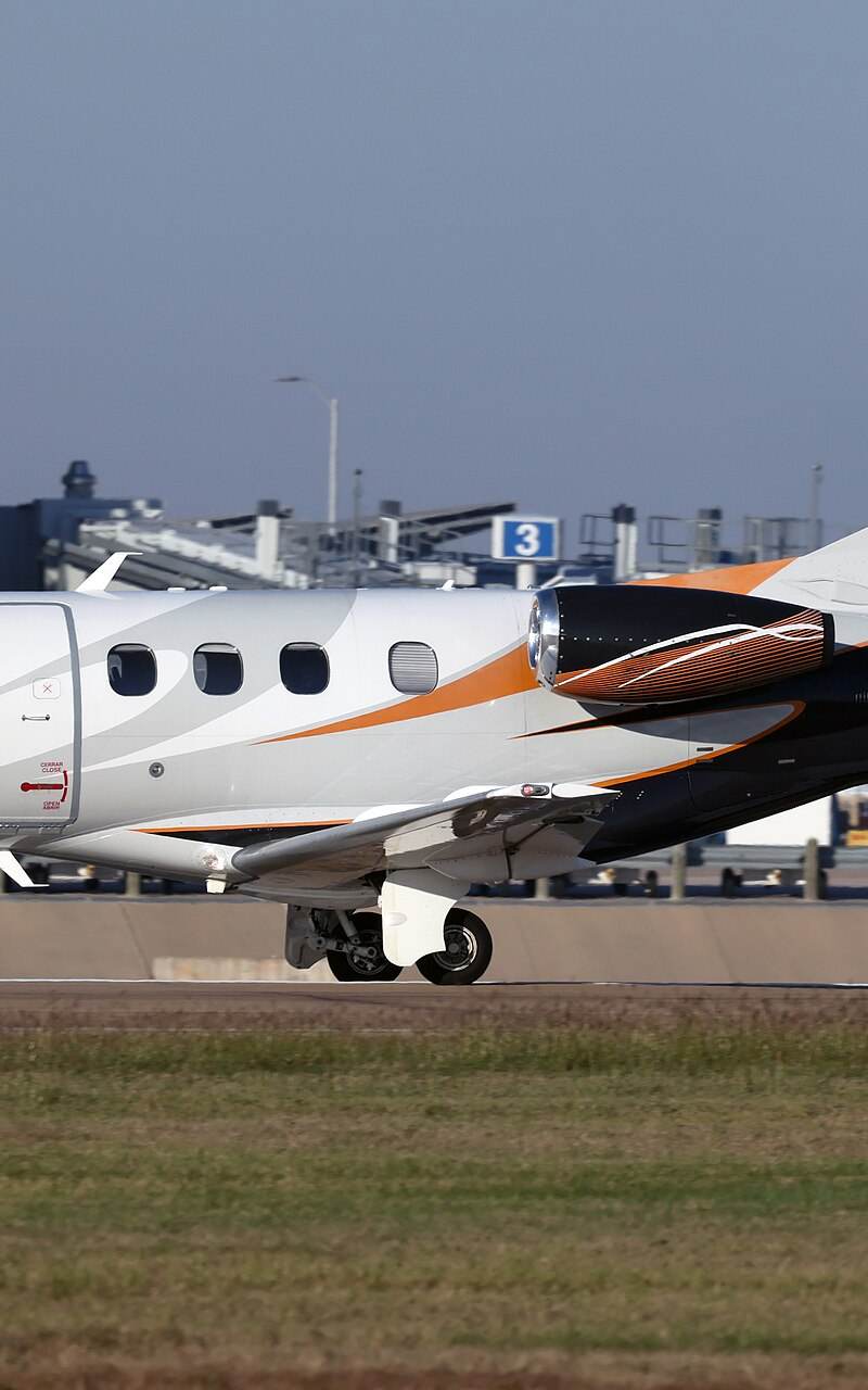 N43AG - Embraer