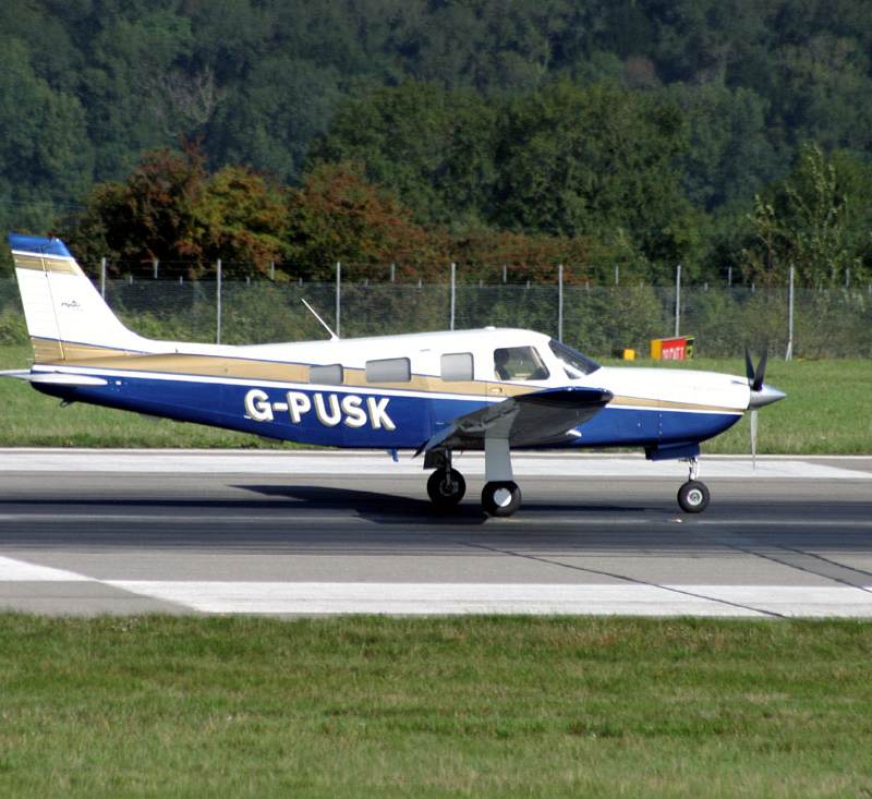 G-PUSK - Piper
