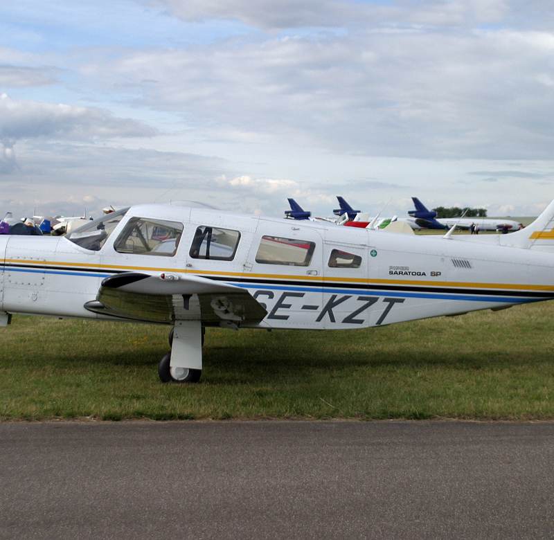 SE-KZT - Piper
