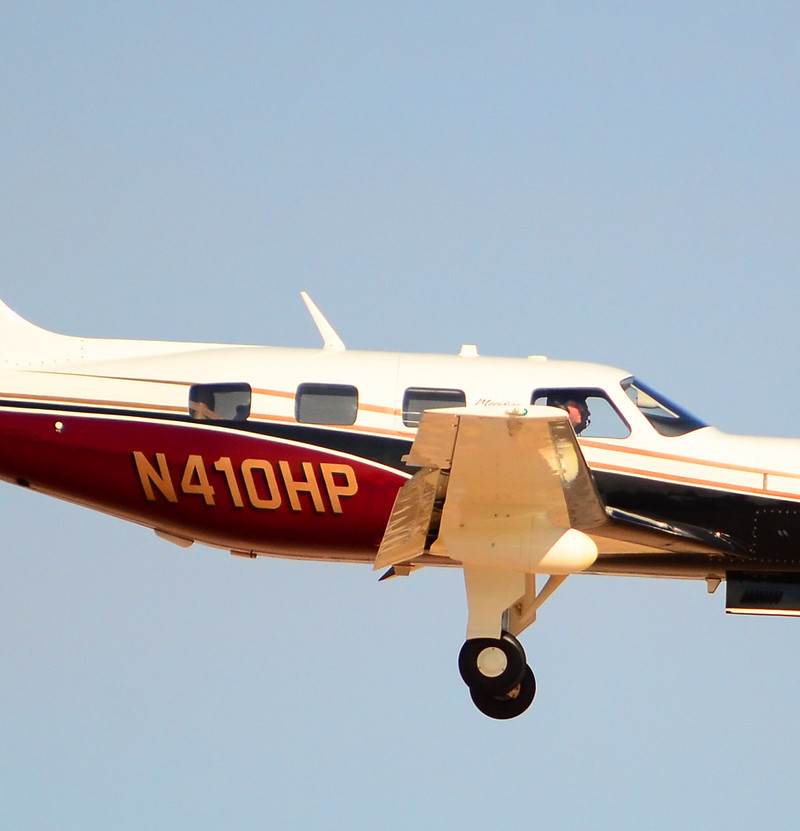 N410HP - Piper