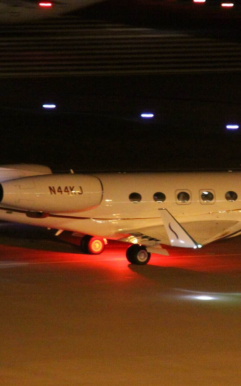N44KJ - Business jet