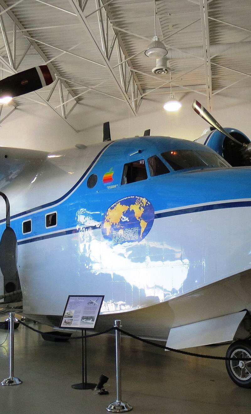N44RD - Twin-engine aircraft
