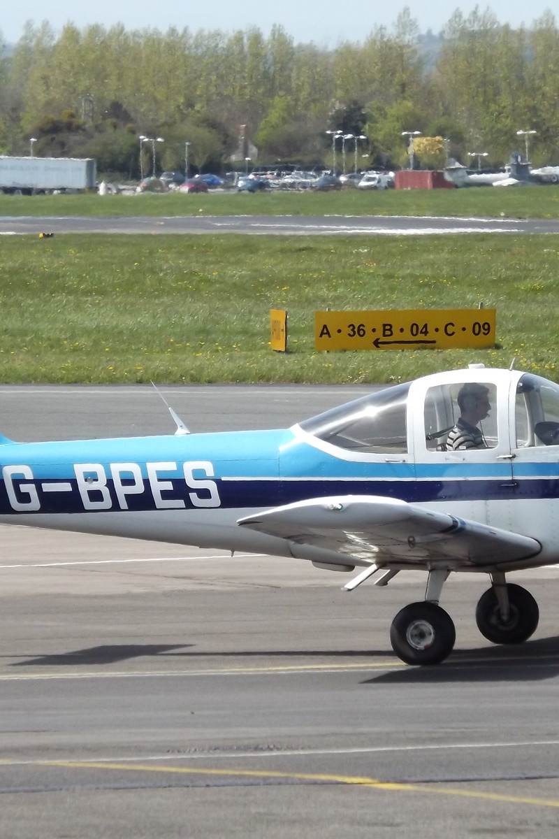 G-BPES - Piper