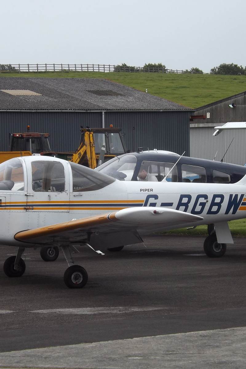 G-BGBW - Piper