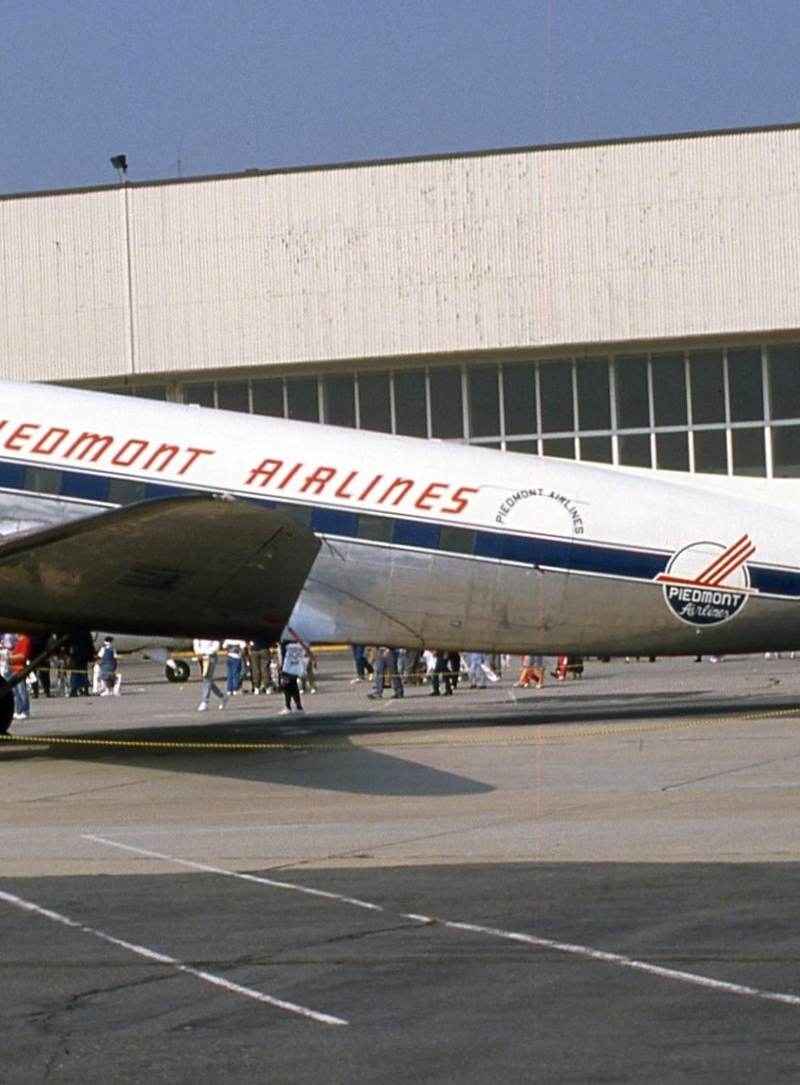 N44V - Douglas